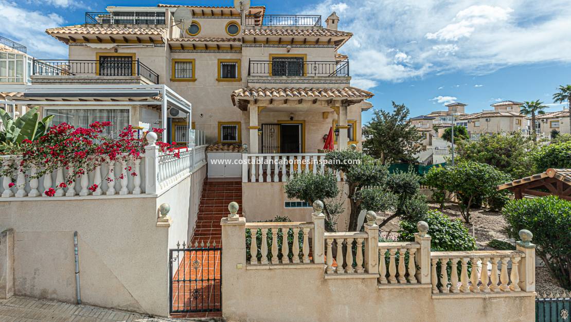 Használt - Townhouse - Orihuela Costa - La Zenia
