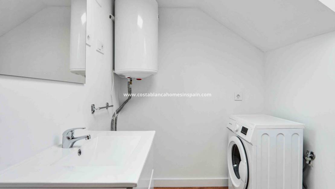 Használt - Townhouse - San Miguel de Salinas - BLUE LAGOON