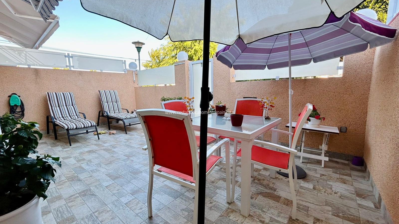 Használt - Townhouse - Torrevieja - Urbanización San Luis