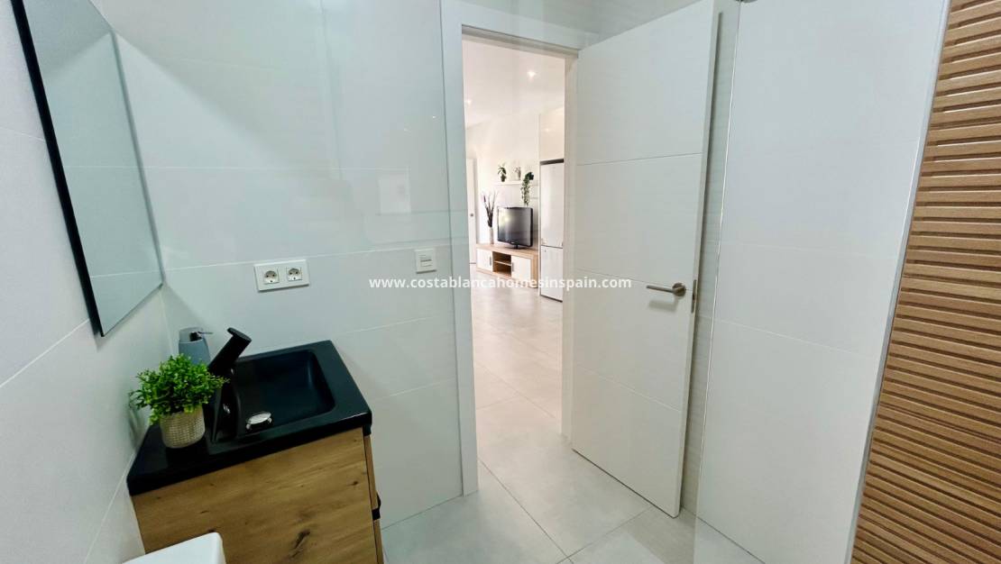 Használt - Townhouse - Torrevieja - Urbanización San Luis