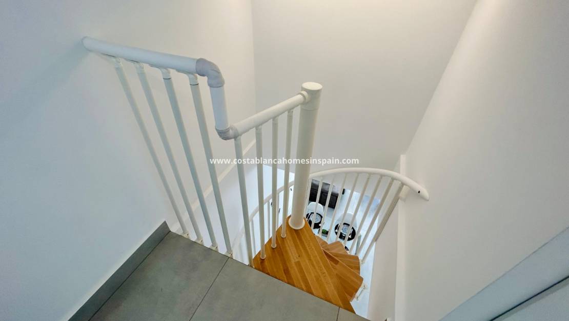 Használt - Townhouse - Torrevieja - Urbanización San Luis