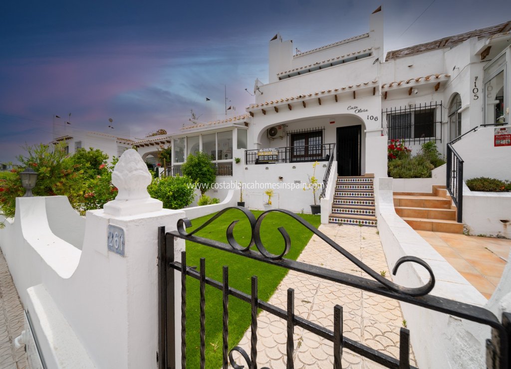 Használt - Townhouse - Villamartin - Costa Blanca
