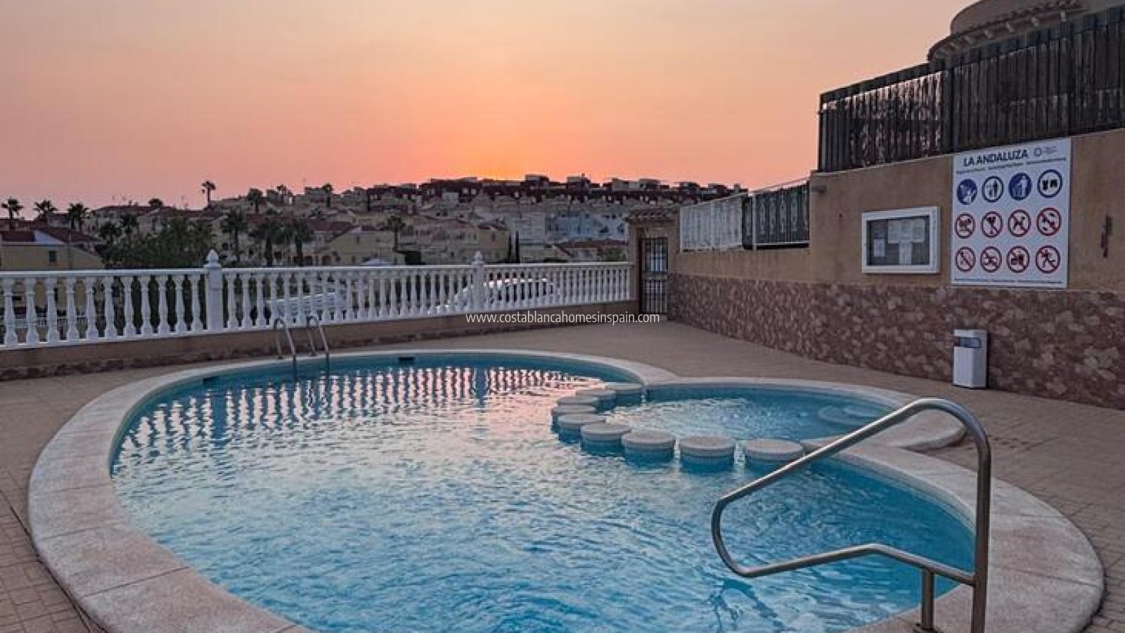 Használt - Townhouse - Villamartin - Orihuela Costa