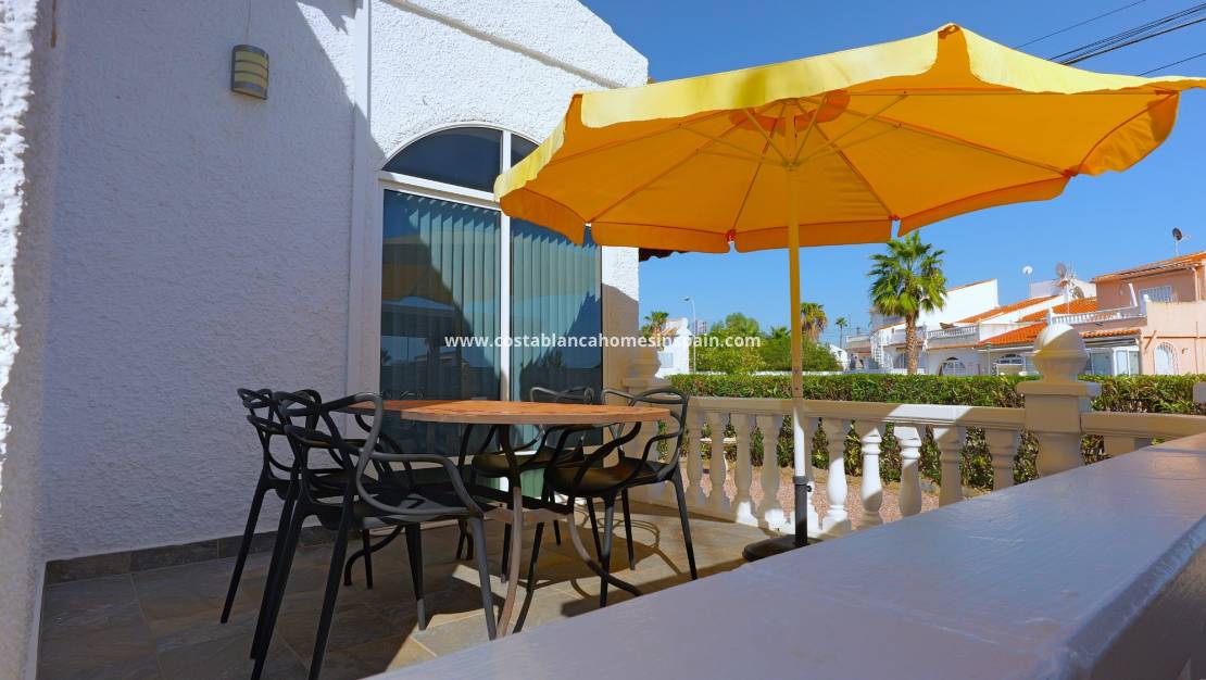 Használt - villa - Torrevieja - Urbanización San Luis