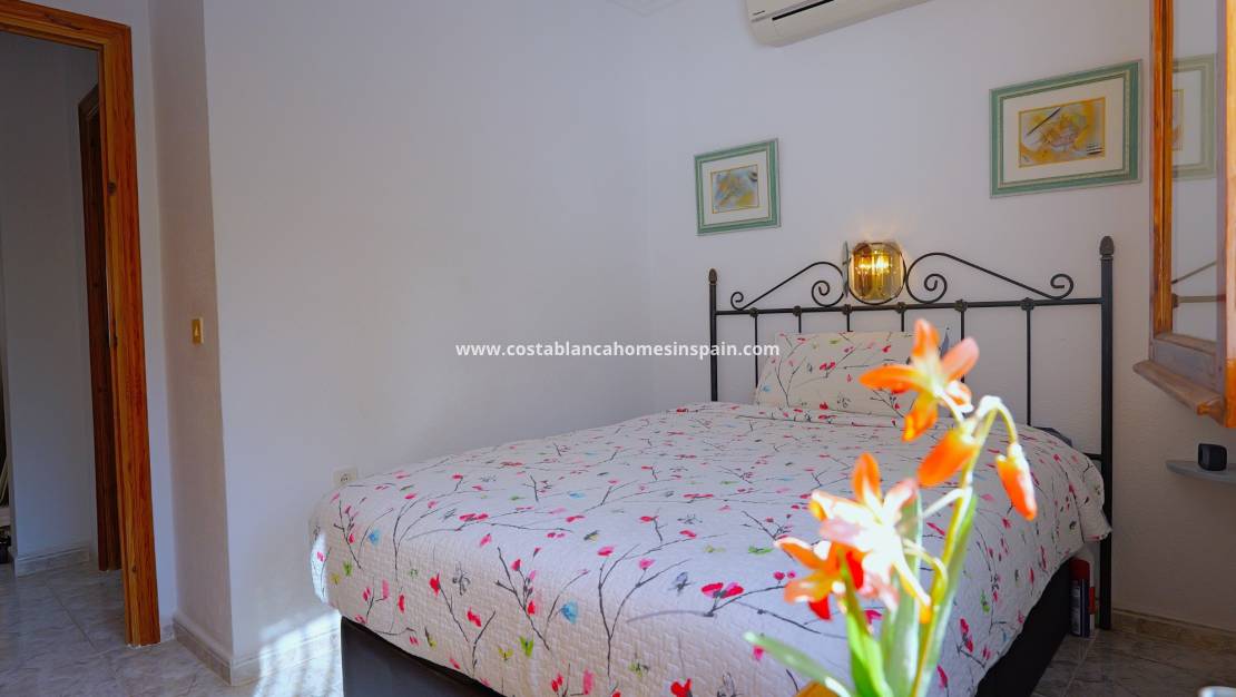 Használt - villa - Torrevieja - Urbanización San Luis