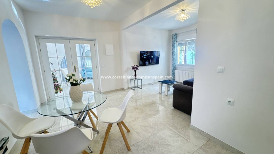 Használt - villa - Villamartin