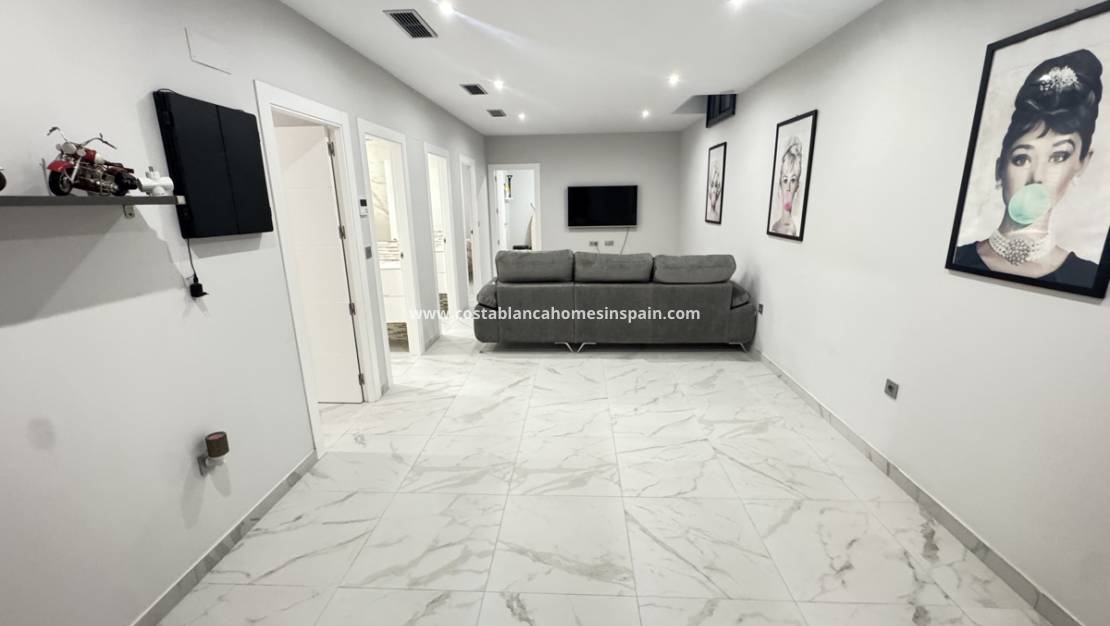 Használt -  - Villamartin