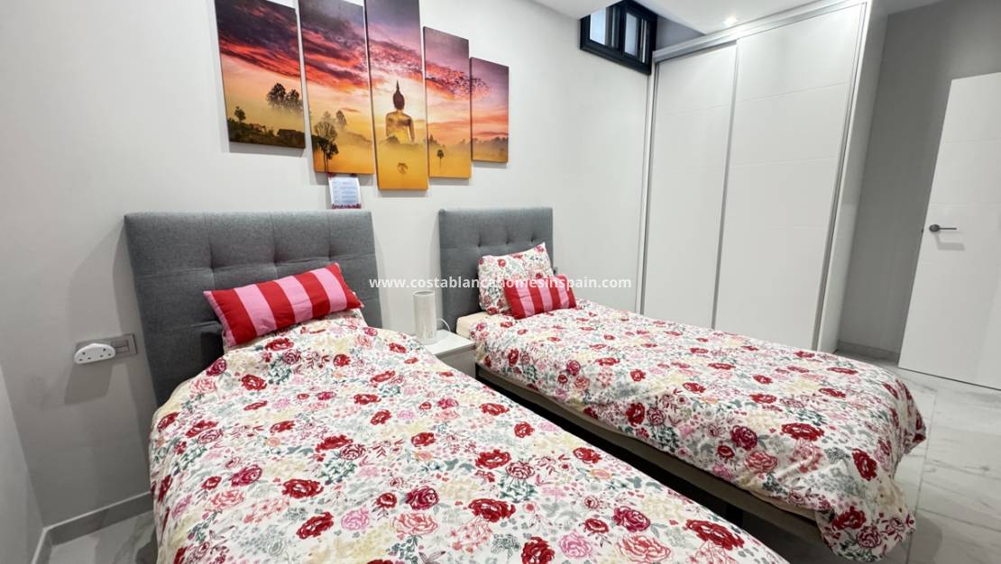 Használt -  - Villamartin