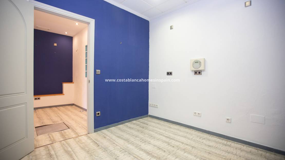 Long Term Rental - Commercial - Villamartin