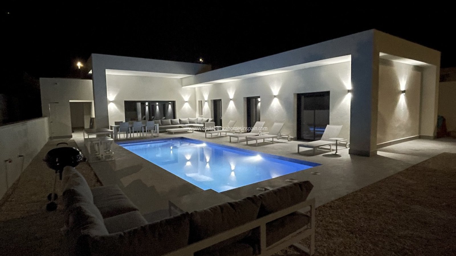 New Build - Detached Villa - La Romana - LA ROMANA