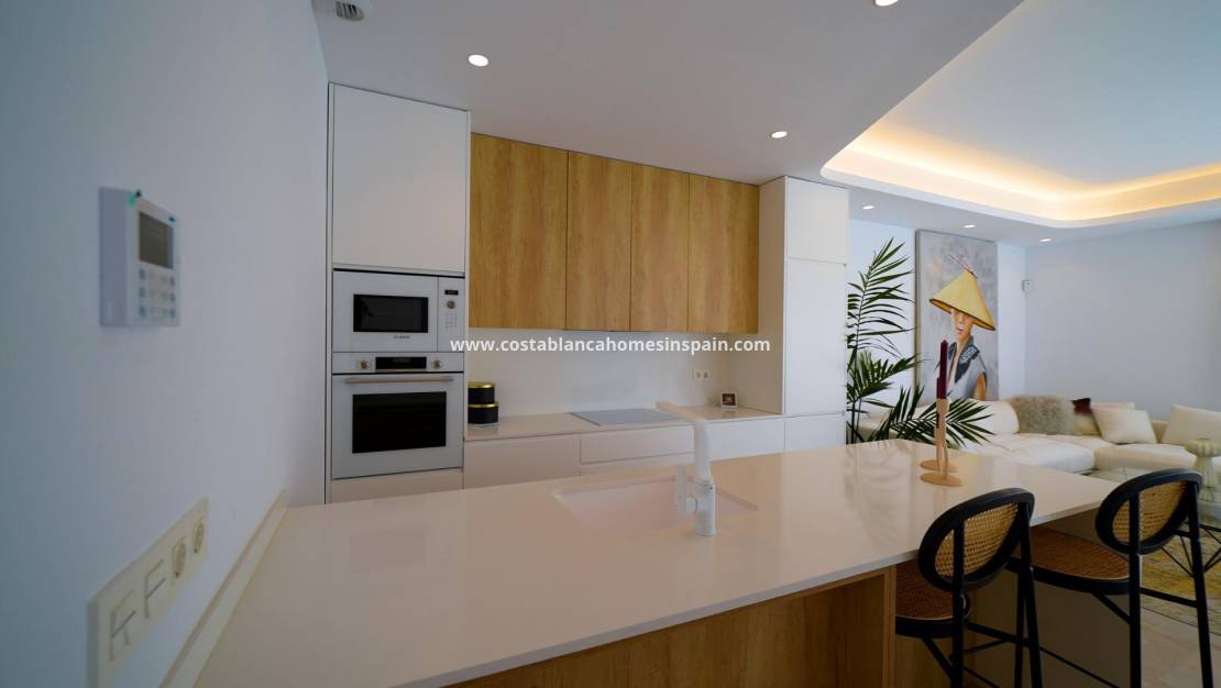 New Build - Detached Villa - Los Altos