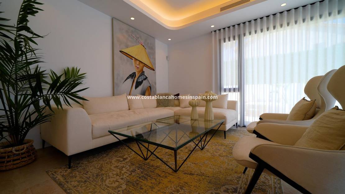 New Build - Detached Villa - Los Altos