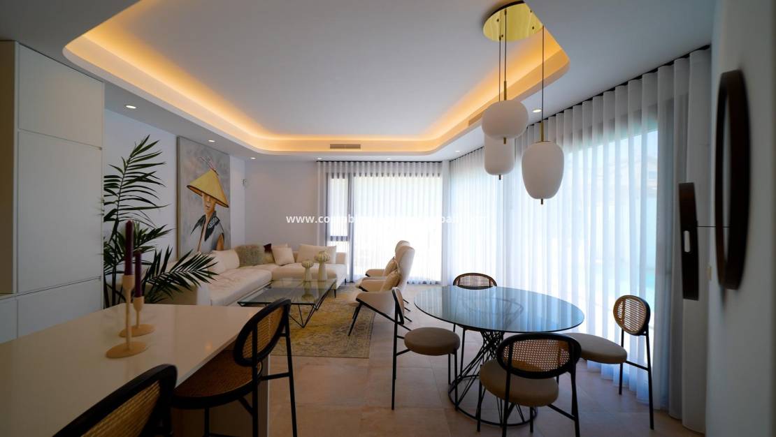 New Build - Detached Villa - Los Altos