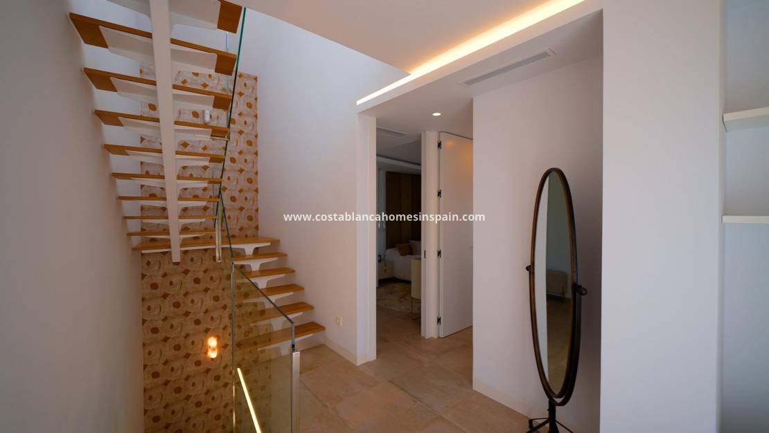 New Build - Detached Villa - Los Altos