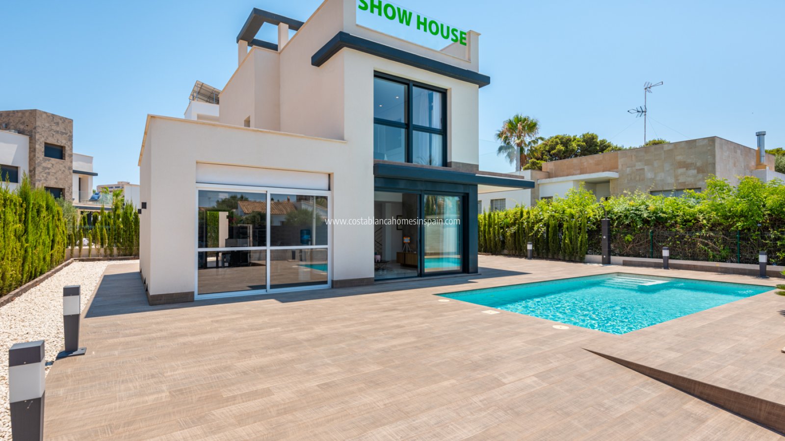 New Build - Detached Villa - Playa Paraiso