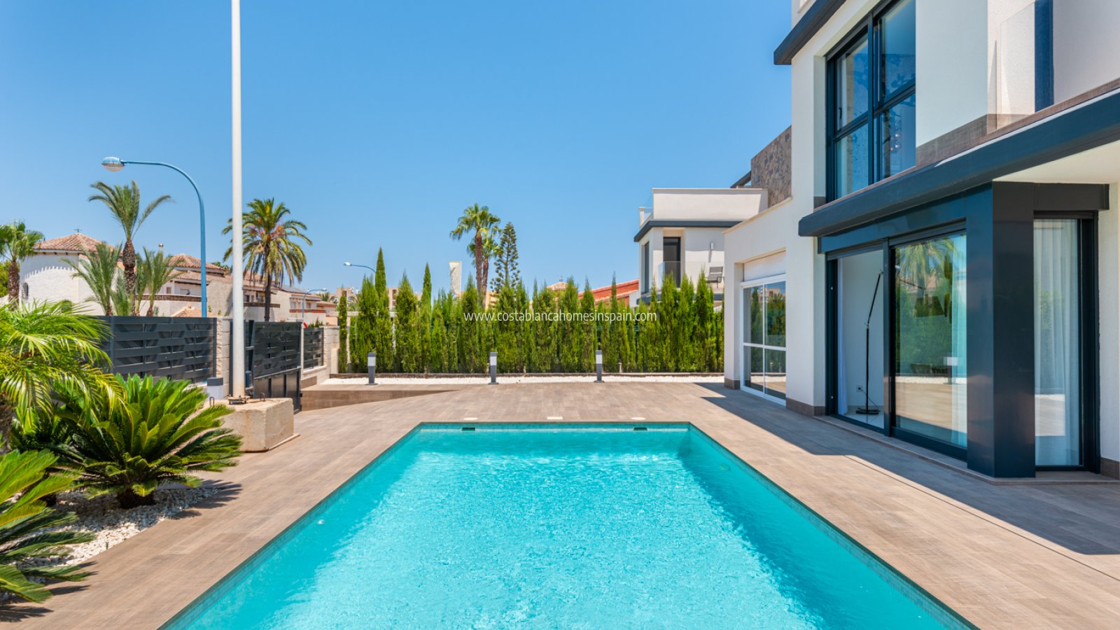 New Build - Detached Villa - Playa Paraiso