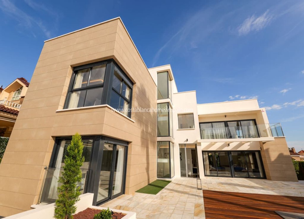 New Build - Detached Villa - Torrevieja