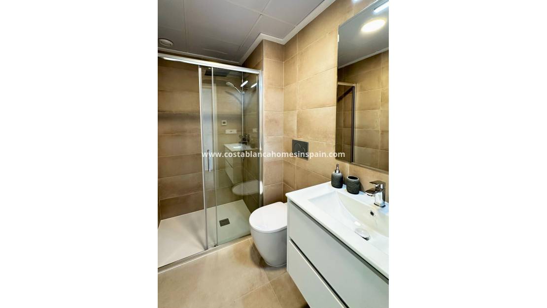 New Build -  - Dolores - polideportivo