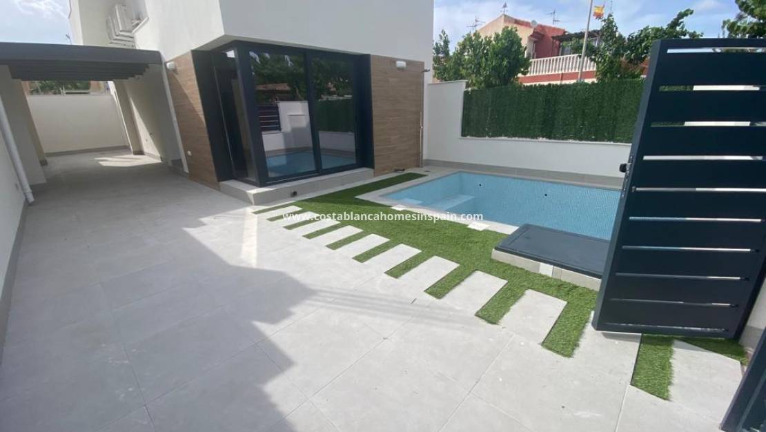 New Build -  - Los Alcázares - La Concha