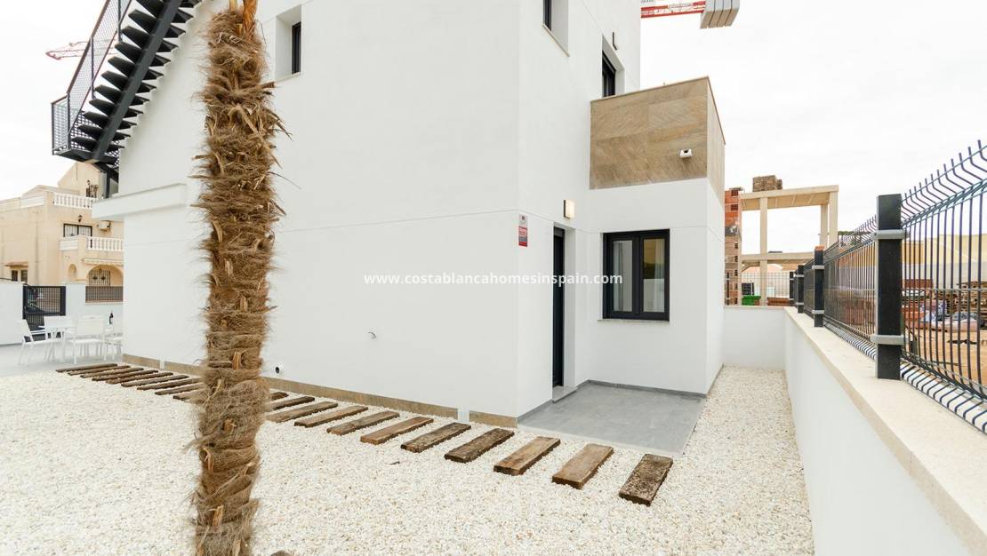 New Build -  - Torrevieja - Torretas