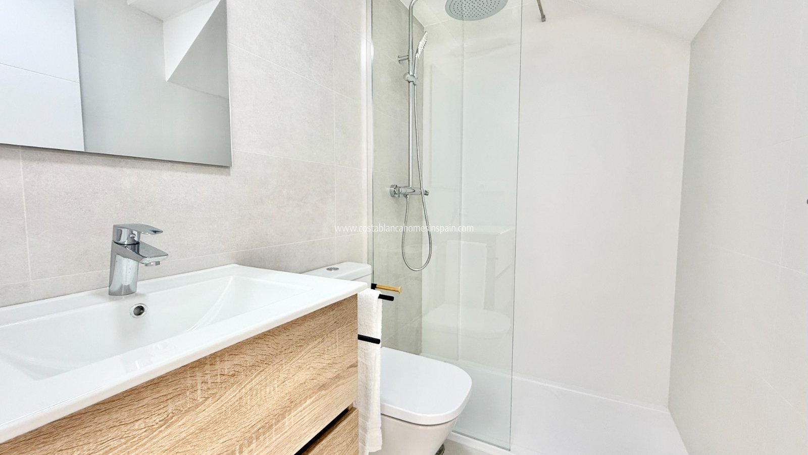 Nouvelle construction - Apartment - Cox