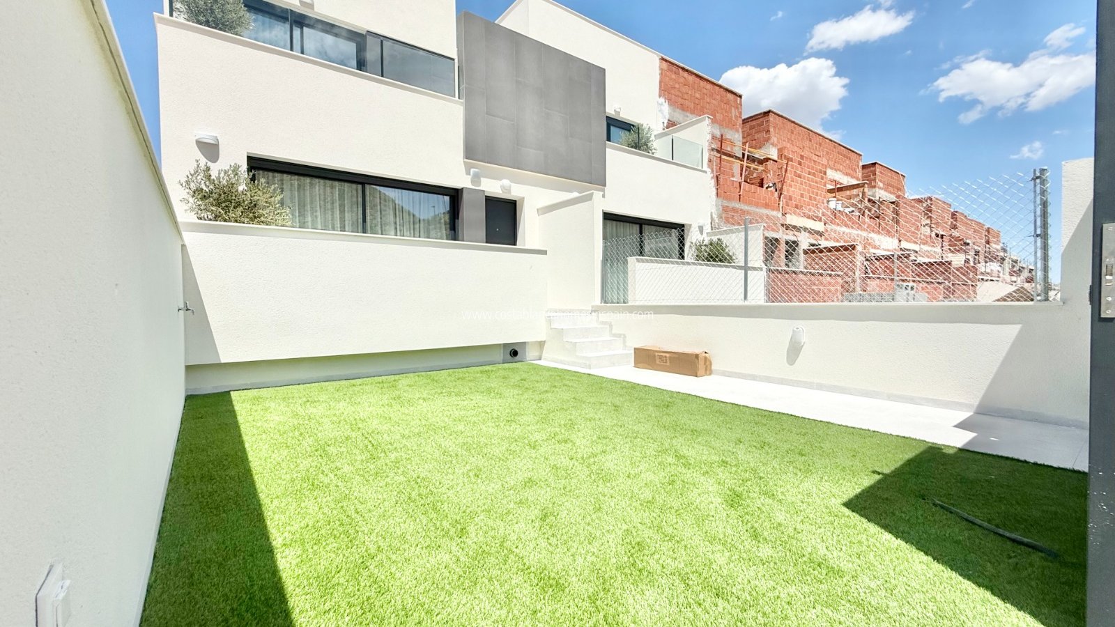 Nouvelle construction - Apartment - Cox