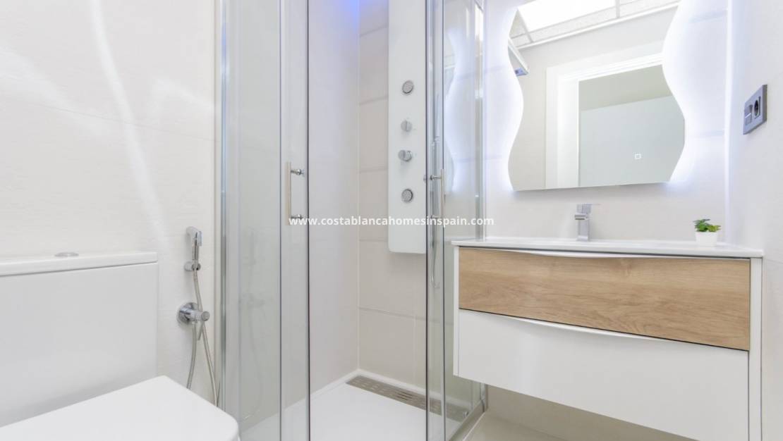 Nouvelle construction - Bungalow - Torrevieja - Los Balcones