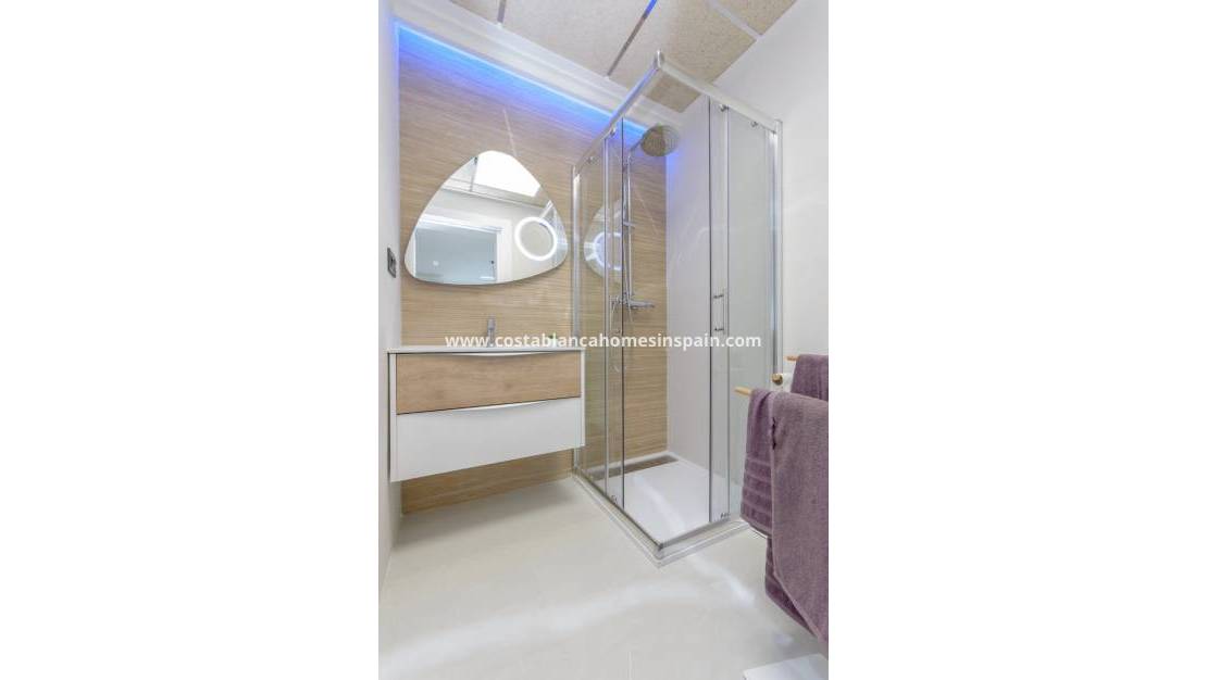 Nouvelle construction - Bungalow - Torrevieja - Los Balcones