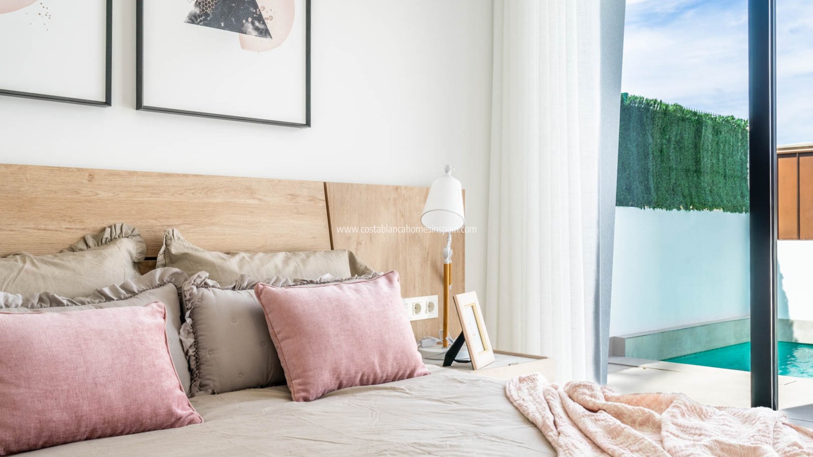 Nouvelle construction - Detached Villa - Roldan