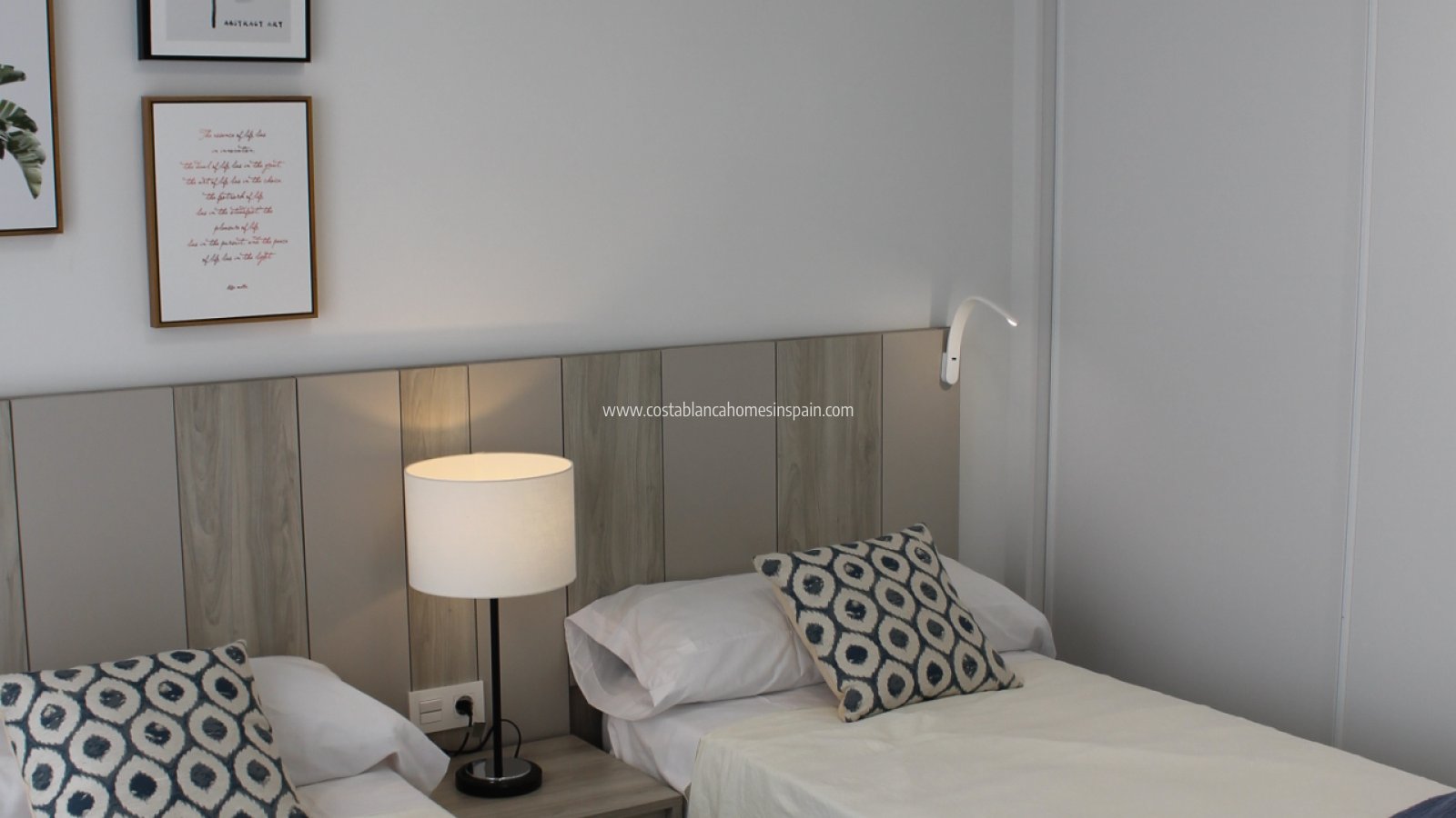 Nouvelle construction - Detached Villa - Roldan