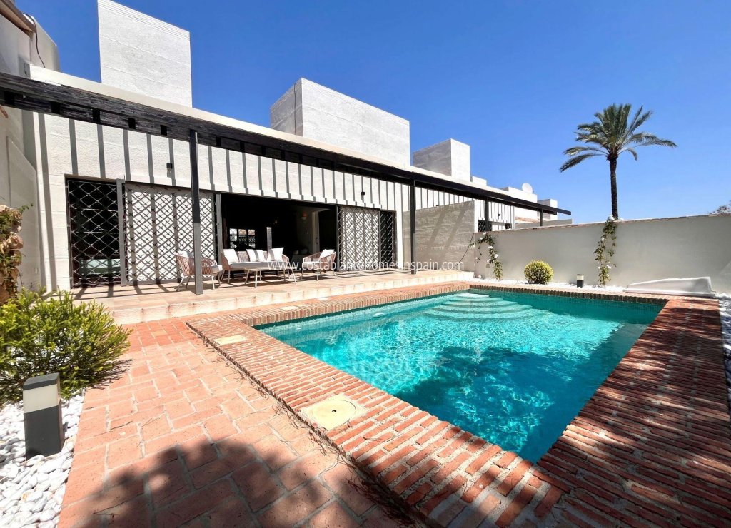 Nouvelle construction - Townhouse - Peraleja Golf