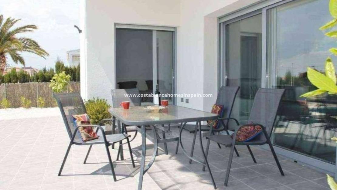 Nouvelle construction - villa - Rafal - polideportivo