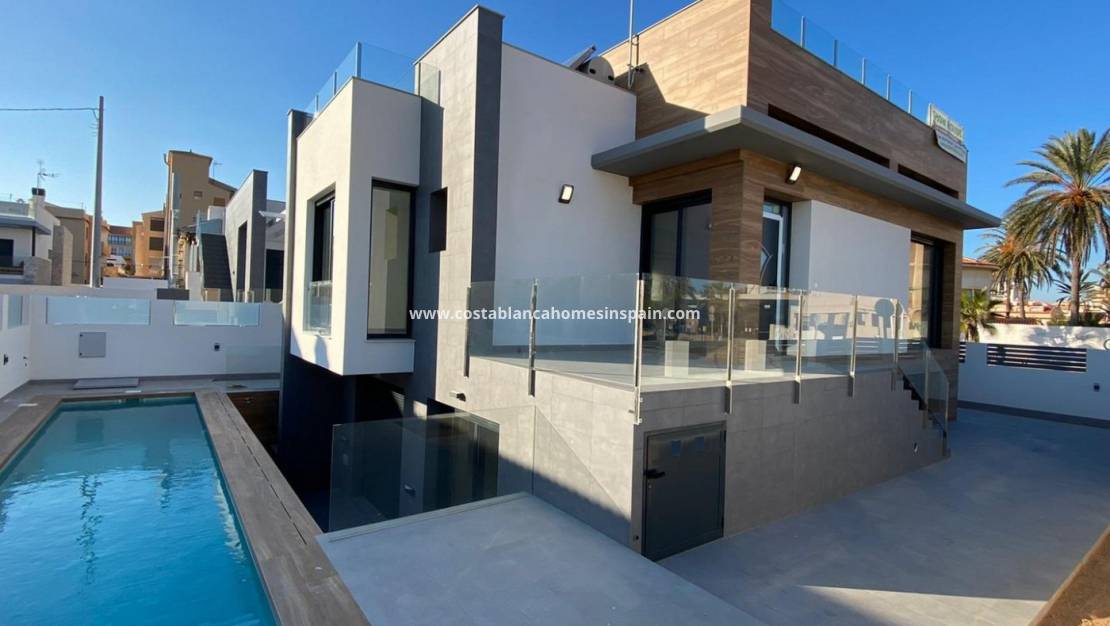 Nouvelle construction - Villa - Torrevieja - La Mata pueblo