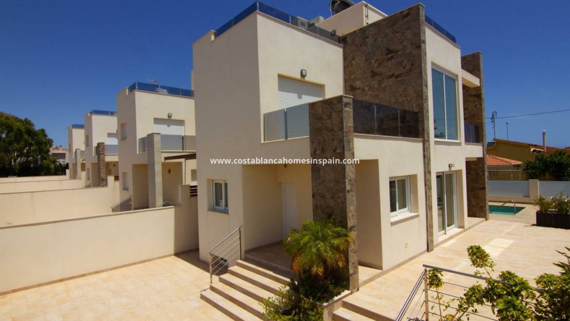 Nouvelle construction - Villa - Torrevieja - Las calas