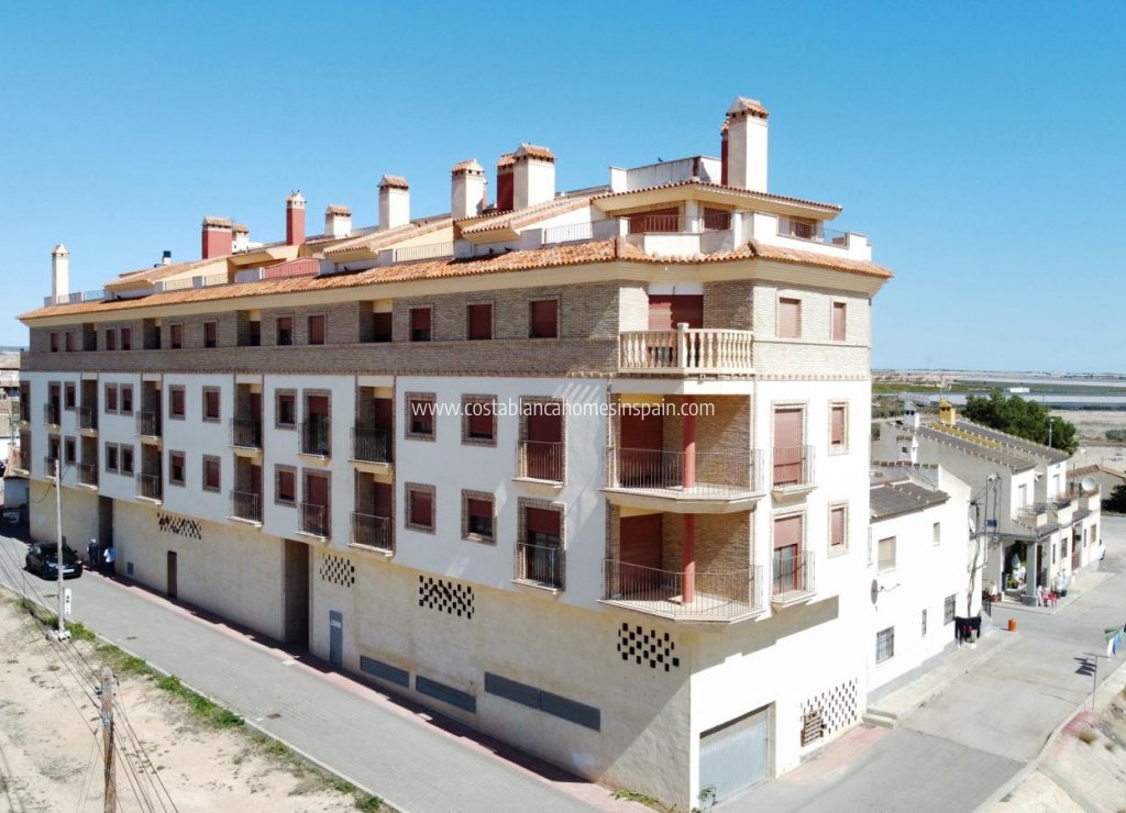Nybygg - Apartment - Jerónimo y Avileses