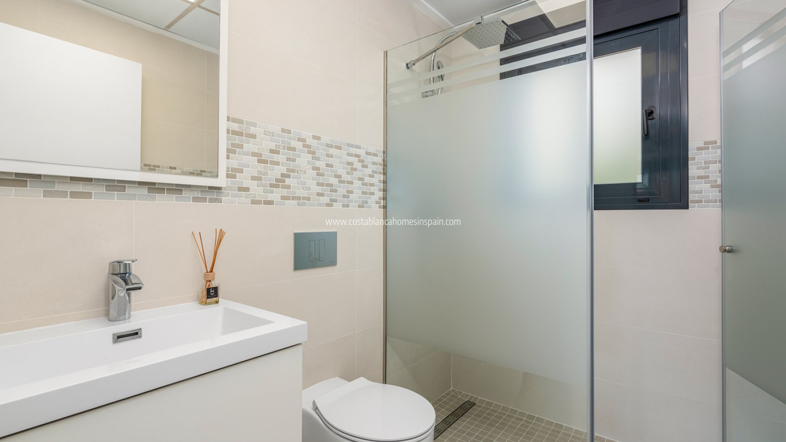 Nybygg - Detached Villa - Playa Paraiso