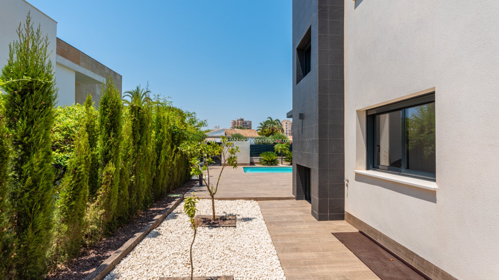 Nybygg - Detached Villa - Playa Paraiso