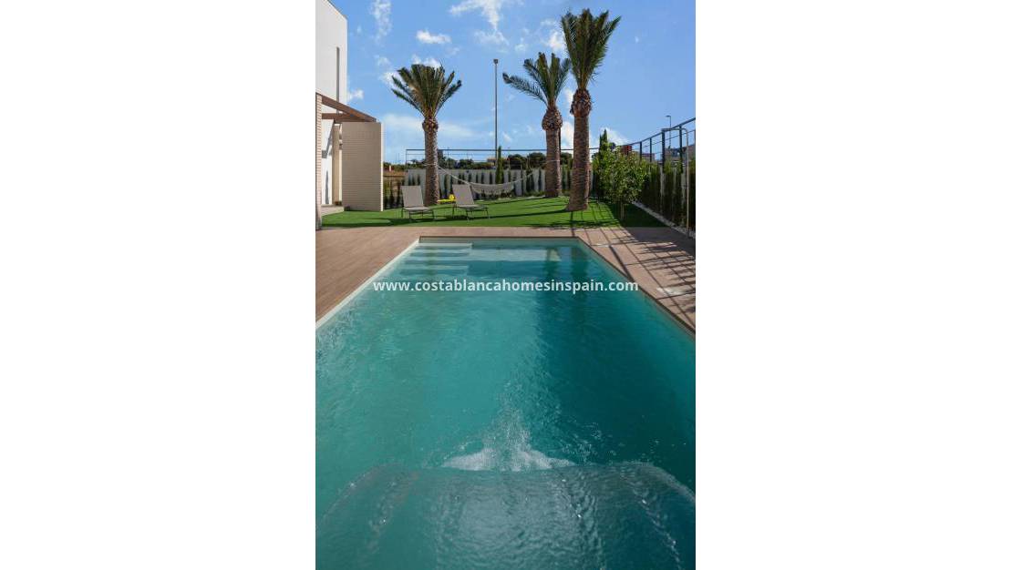 Nýbygging - Villa - Orihuela Costa - Campoamor