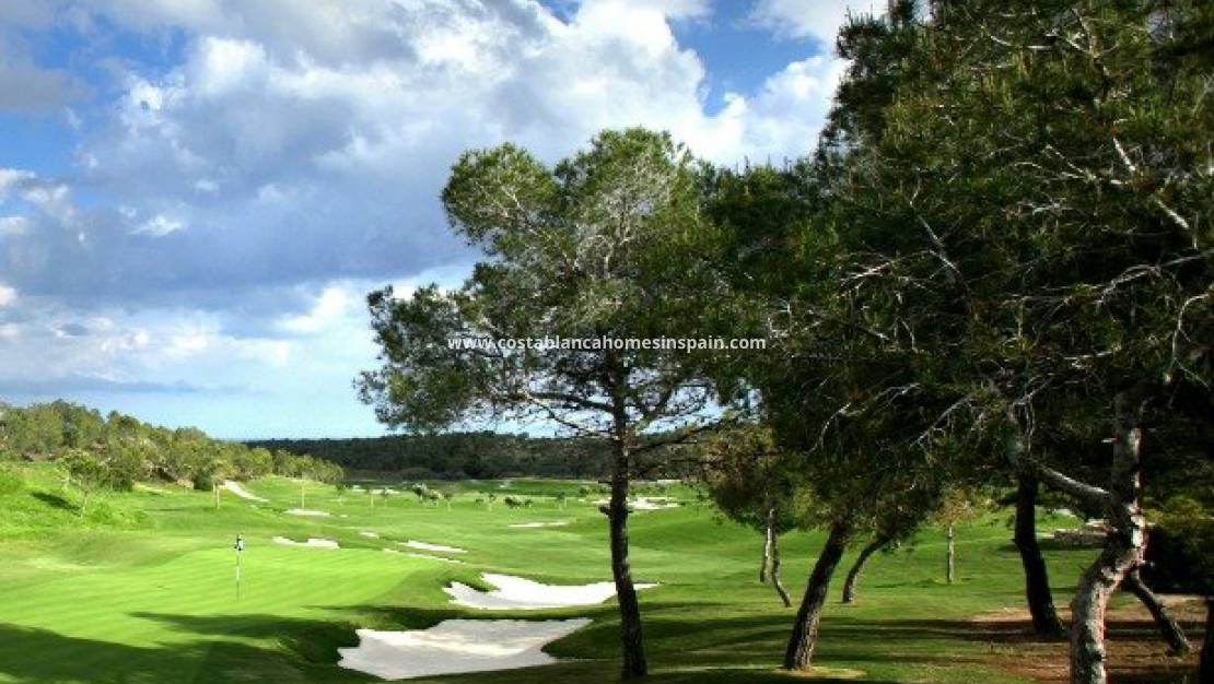 Nýbygging - Villa - Orihuela - Las Colinas Golf