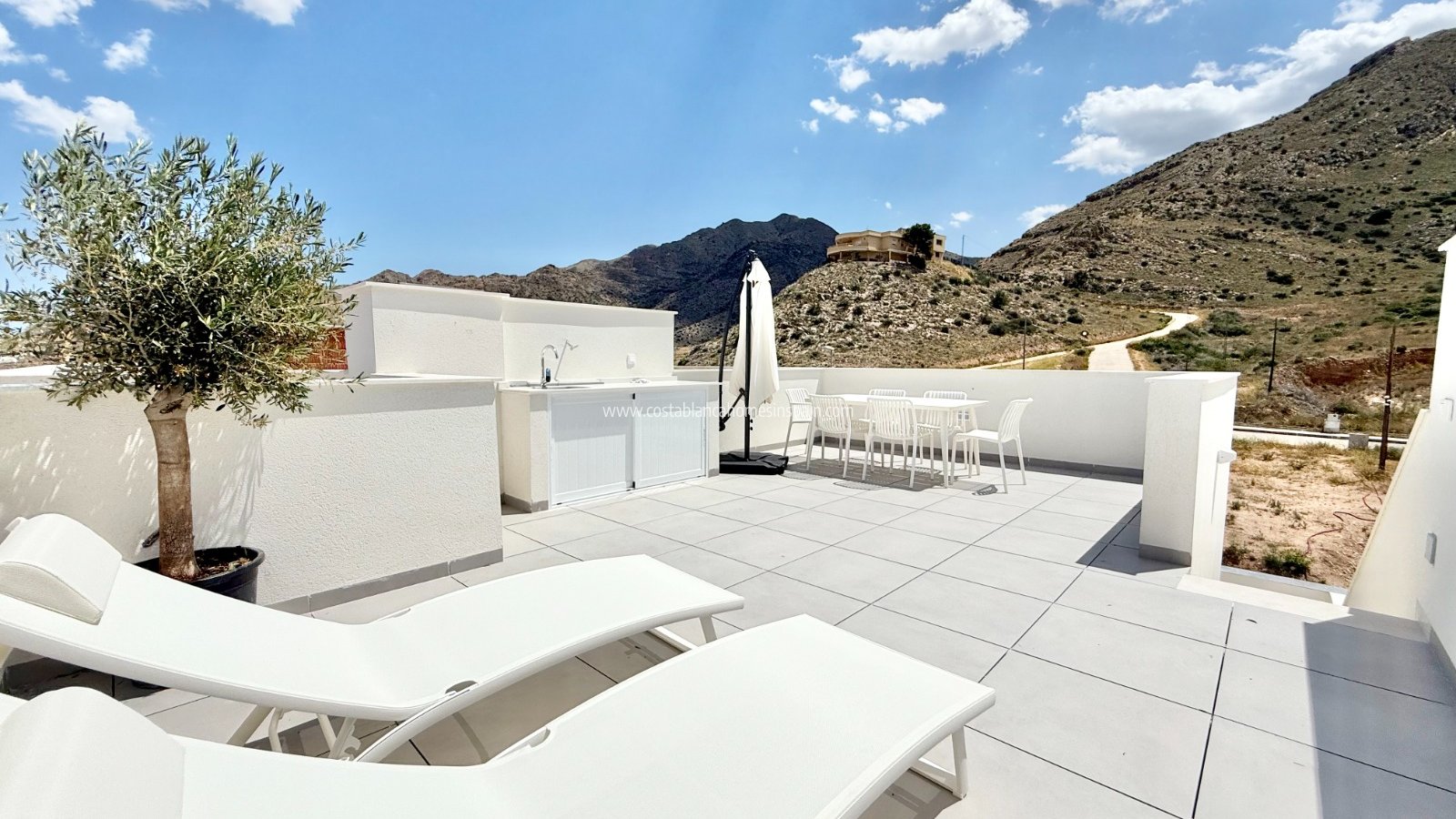 Obra Nueva - Apartment - Cox