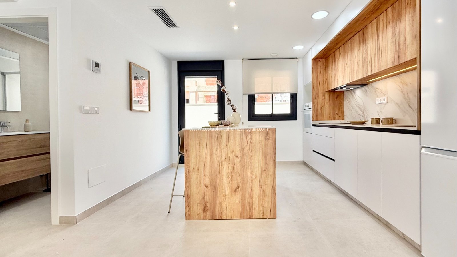 Obra Nueva - Apartment - Cox