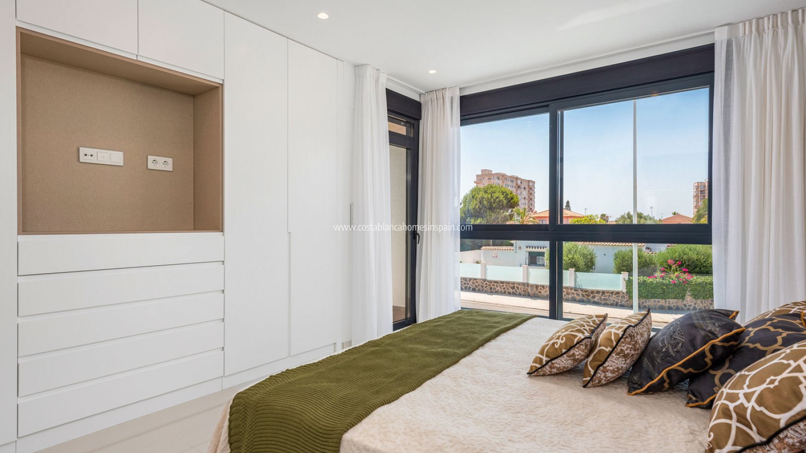 Obra Nueva - Detached Villa - Playa Paraiso