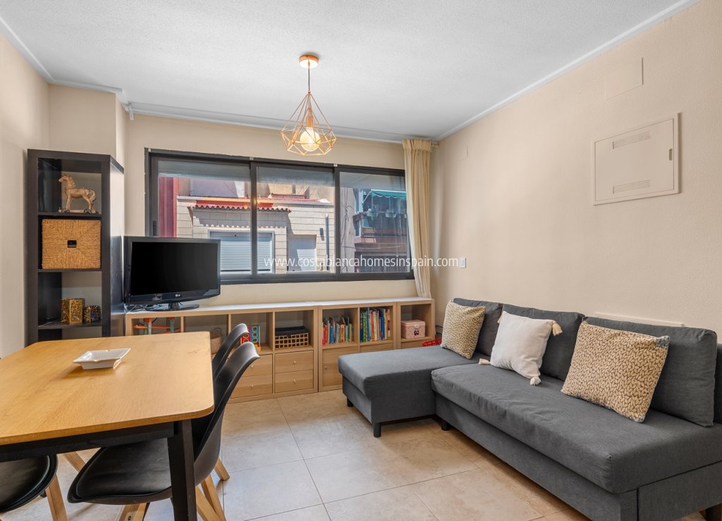 Re-salg - Apartment - Alicante - Carolinas Bajas