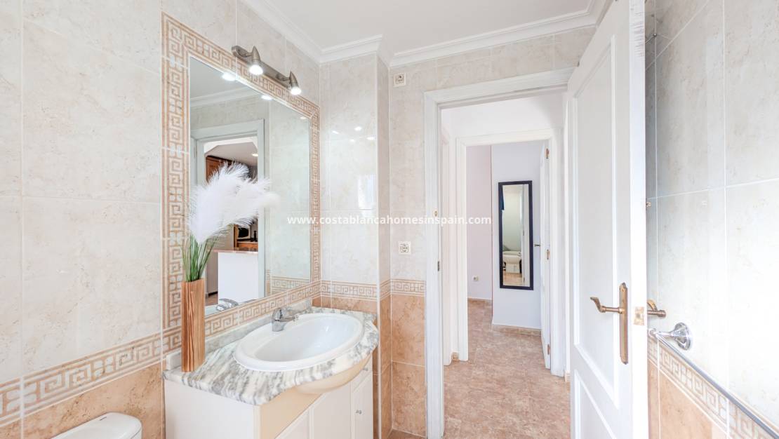 Re-salg - Apartment - Cabo Roig - Costa Blanca