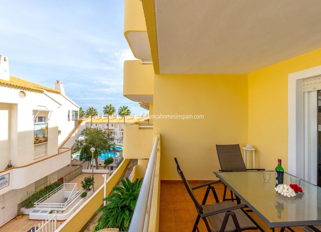 Re-salg - Apartment - Campoamor - Costa Blanca