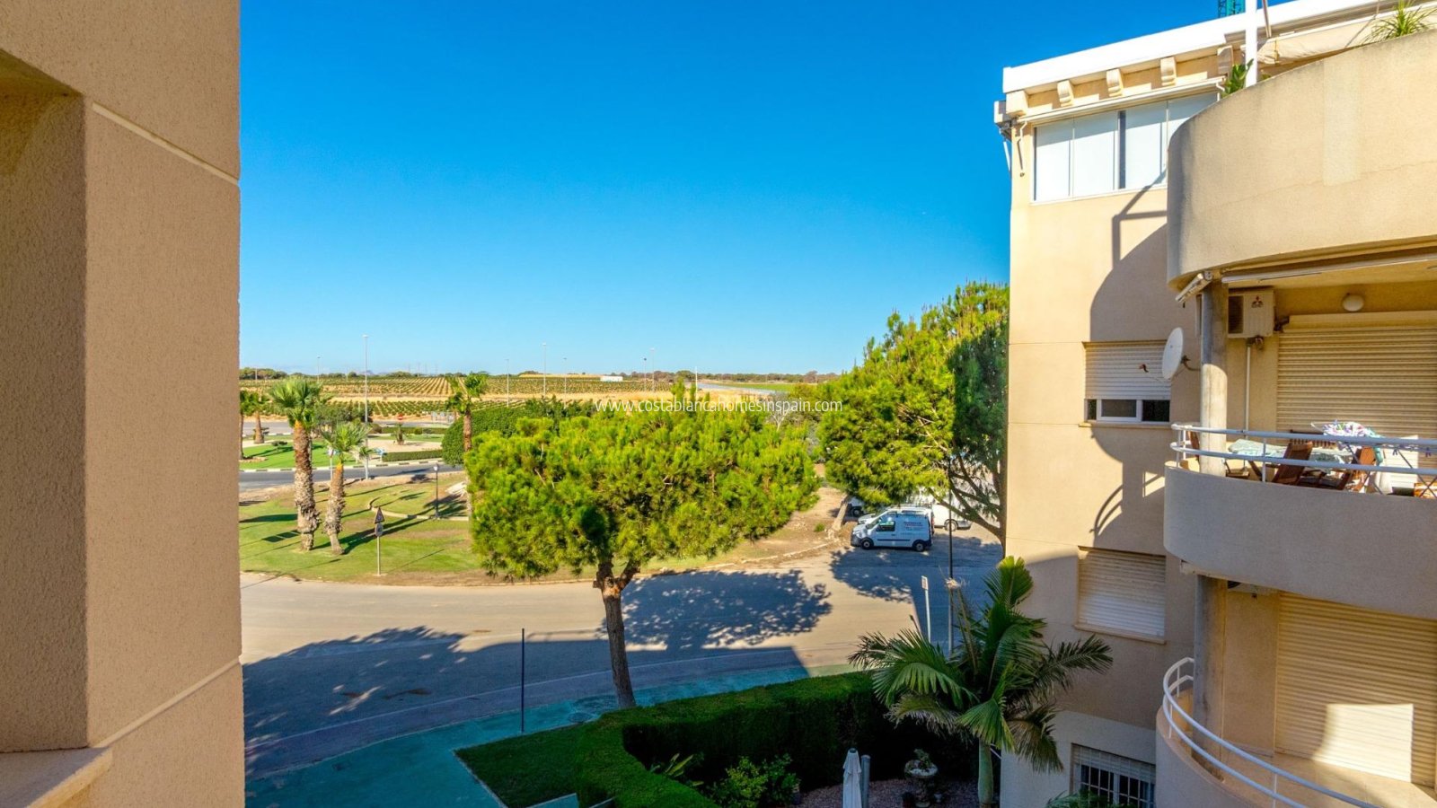Re-salg - Apartment - Campoamor