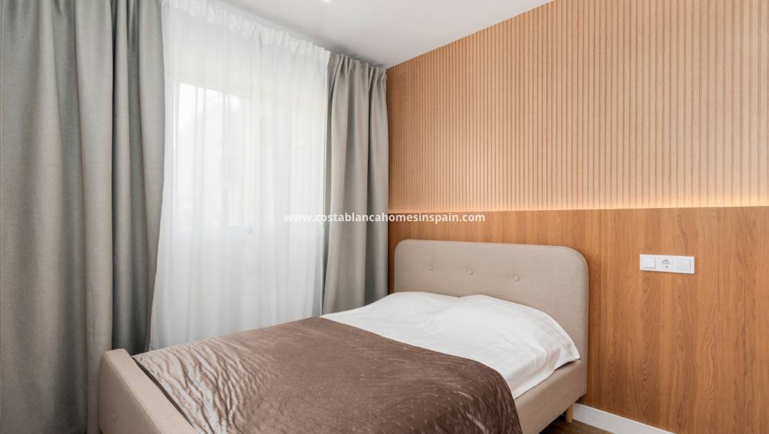 Re-salg - Apartment / flat - Torrevieja - La Ciñuela