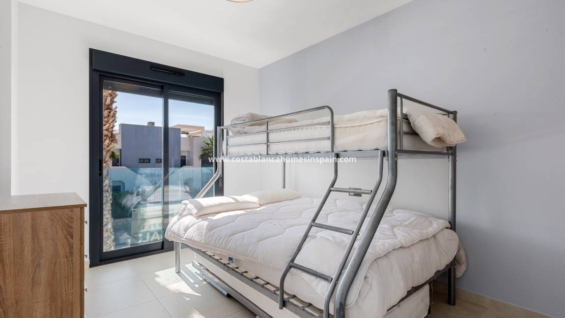 Re-salg - Apartment - Guardamar del Segura - El Raso