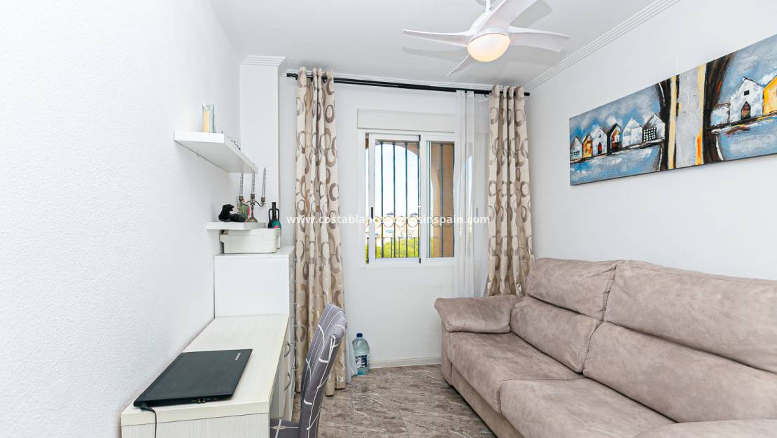 Re-salg - Apartment - La Zenia - Beachside