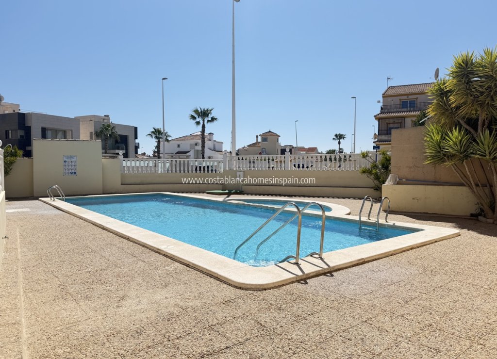 Re-salg - Apartment - La Zenia